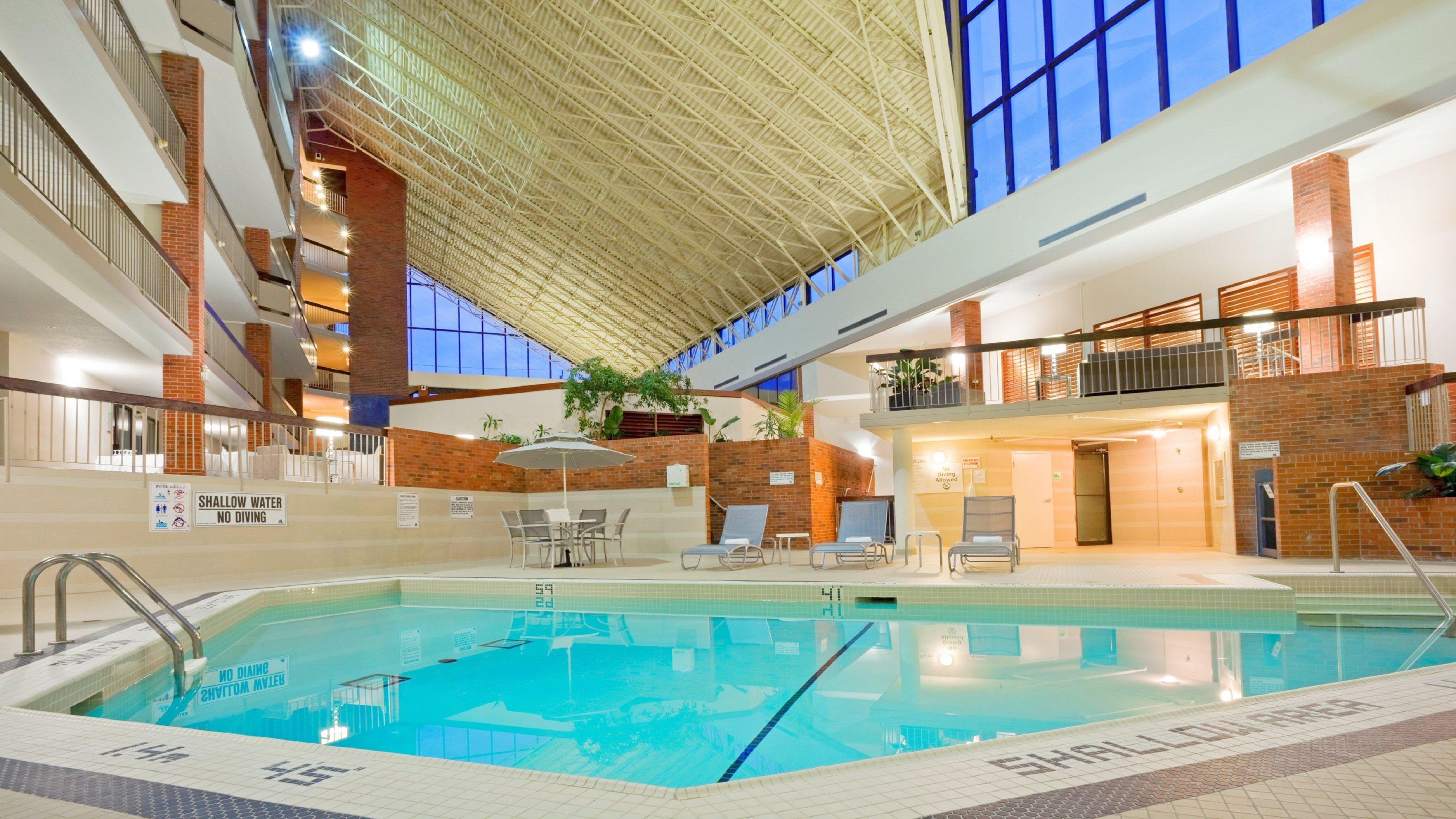Holiday Inn Oakville Centre By Ihg Exteriör bild